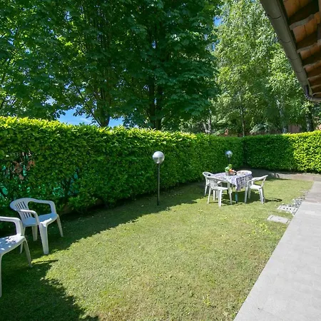 Holiday home Laveno-mombello Sleeps 6 Laveno-Mombello